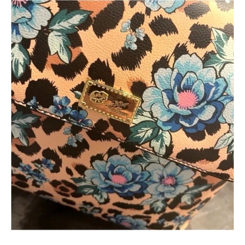 Luv Betsey by Betsey Johnson "Zooey" Ocelot Blue Flowers Flap Backpack - Picture 11 of 12
